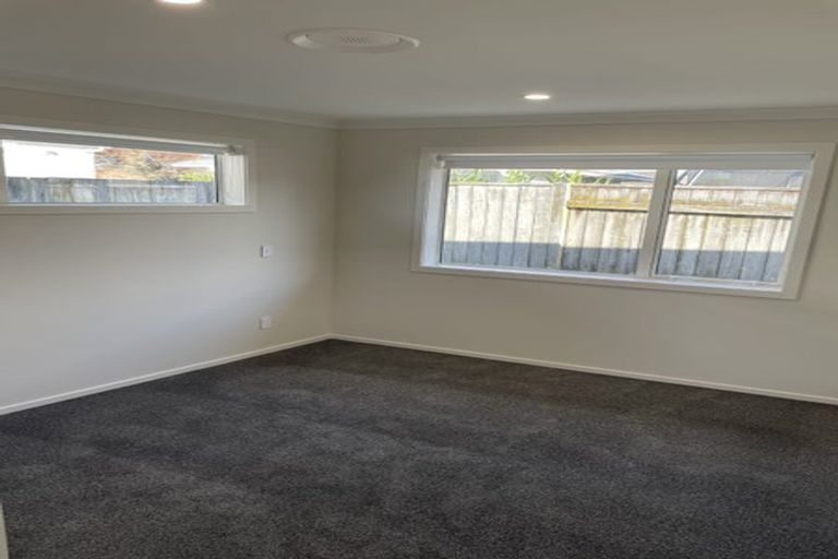 Photo of property in 19a Leander Place, Milson, Palmerston North, 4414