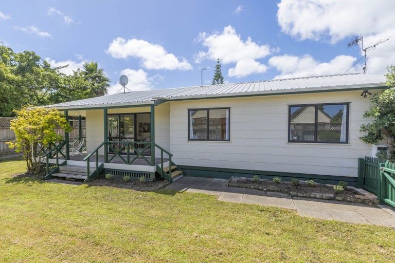 Photo of property in 7a Warrimoo Street, Paraparaumu, 5032