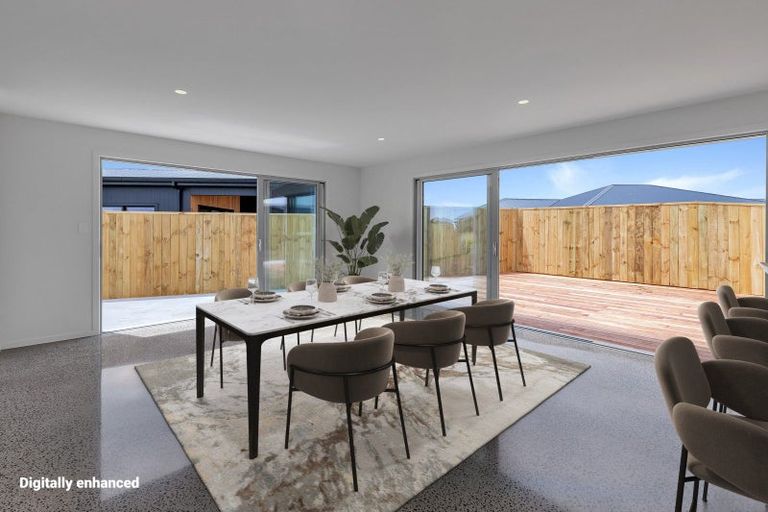 Photo of property in 111 Kaurinui Crescent, One Tree Point, 0118