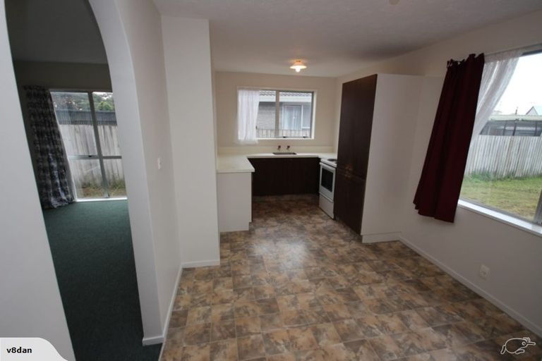 Photo of property in 8a Bromley Road, Bromley, Christchurch, 8062