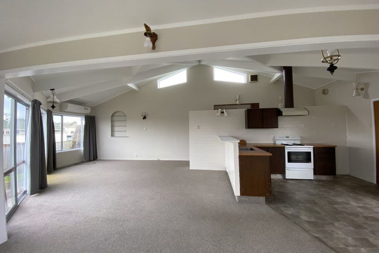 Photo of property in 1/46 Highland Park Drive, Highland Park, Auckland, 2010