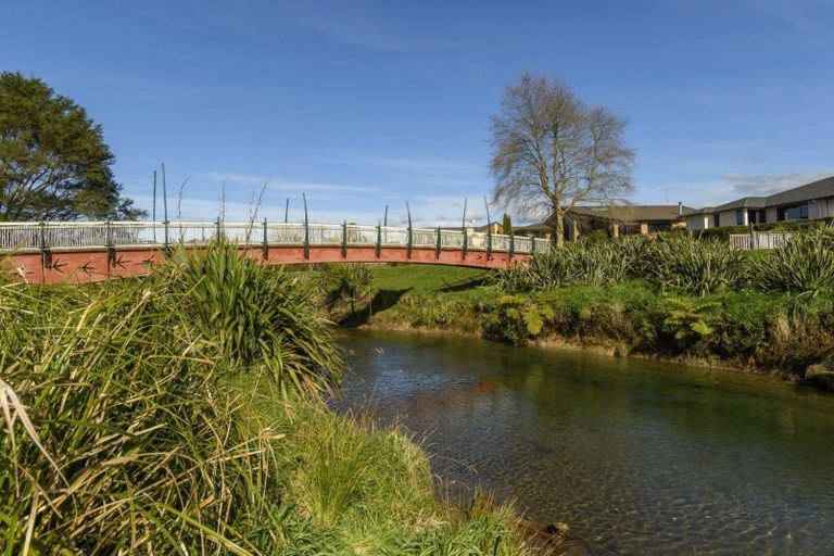 Photo of property in 5 Beth Lane, Katikati, 3129