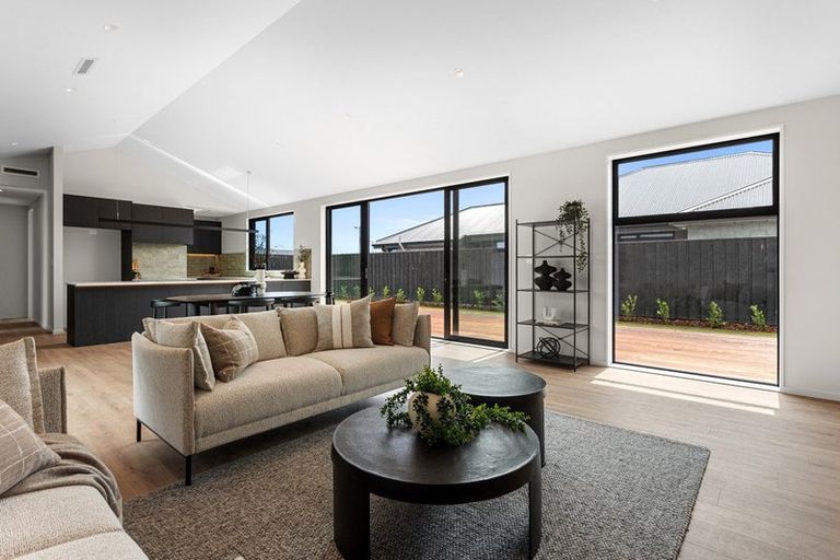 Photo of property in 11 Homestead Drive, Rangiora, 7400