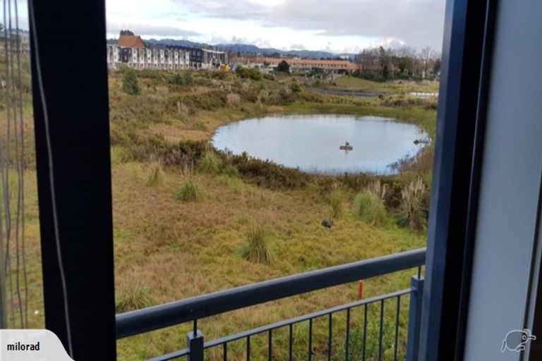 Photo of property in 3h/17 Crown Lynn Place, New Lynn, Auckland, 0600