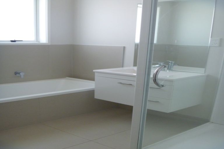 Photo of property in 3a Hillpark Drive, Pokeno, 2402