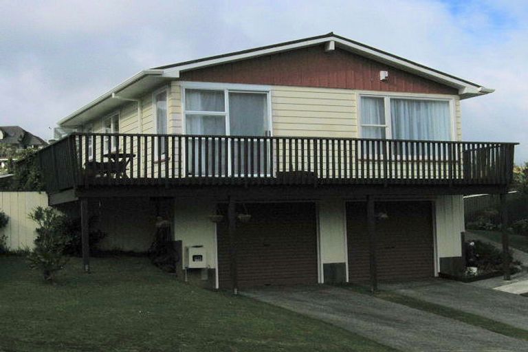 Photo of property in 5 Timaru Grove, Kelson, Lower Hutt, 5010