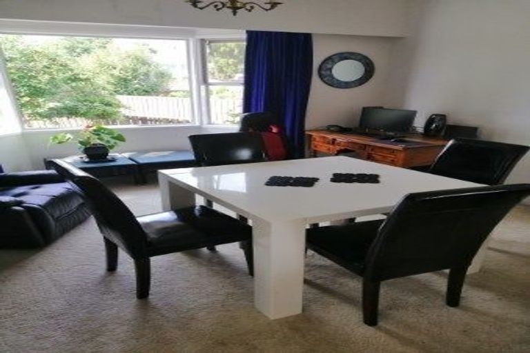 Photo of property in 2/123 Kamo Road, Kensington, Whangarei, 0112