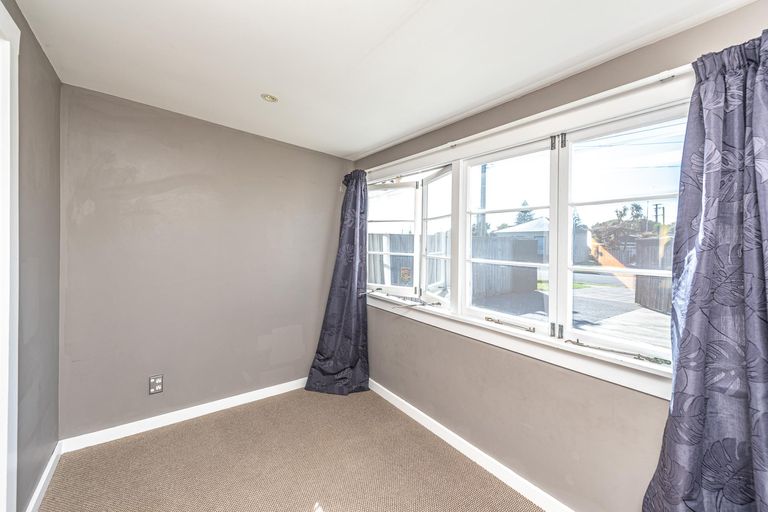 Photo of property in 9 Ashton Terrace, Castlecliff, Whanganui, 4501