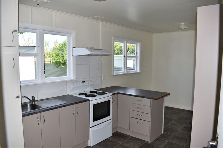 Photo of property in 11 Kauri Street, Levin, 5510