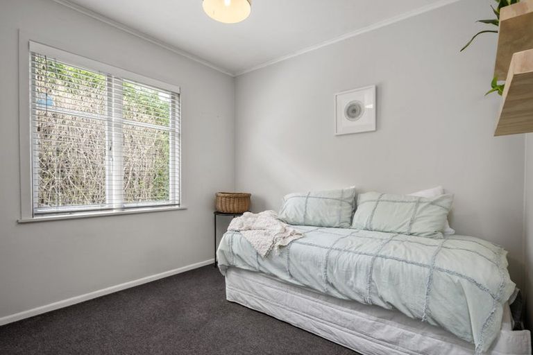Photo of property in 1/50 Muir Avenue, Mangere Bridge, Auckland, 2022