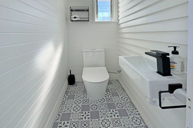 Photo of property in 48 Medway Street, Richmond, Christchurch, 8013