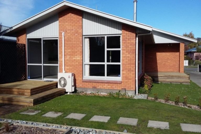 Photo of property in 14 Hurunui Street, Cracroft, Christchurch, 8025