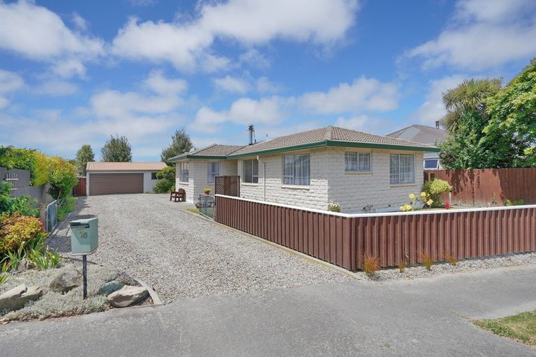 Photo of property in 76 Main North Road, Woodend, 7610