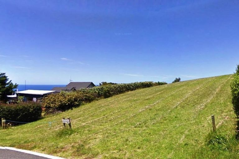 Photo of property in 10 Tirinui Crescent, Tairua, 3508