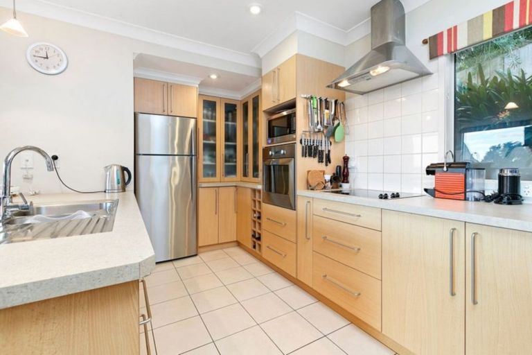 Photo of property in 118a Fourth Avenue, Tauranga, 3110