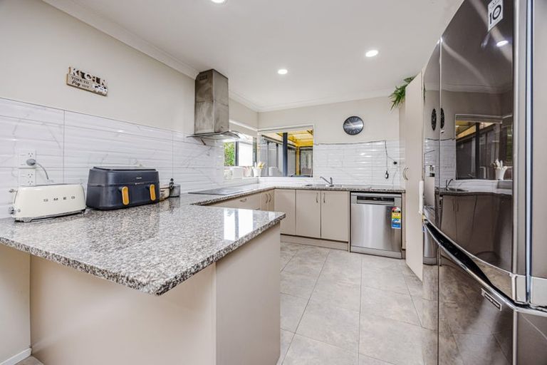 Photo of property in 69 Mandival Avenue, Flat Bush, Auckland, 2019