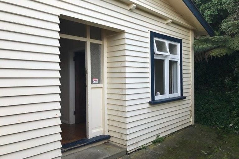 Photo of property in 18 Asquith Terrace, Brooklyn, Wellington, 6021