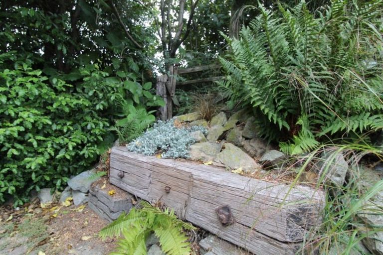 Photo of property in 16 Ruane Street, Glenavy, Waimate, 7980