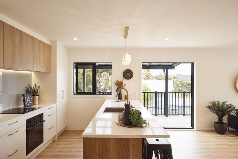 Photo of property in 436 Huia Road, Laingholm, Auckland, 0604