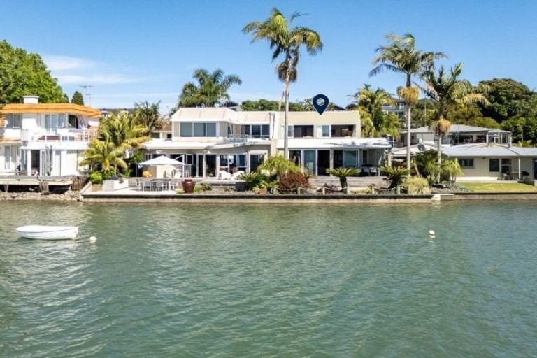 Photo of property in 5a Sixth Avenue, Tauranga, 3110