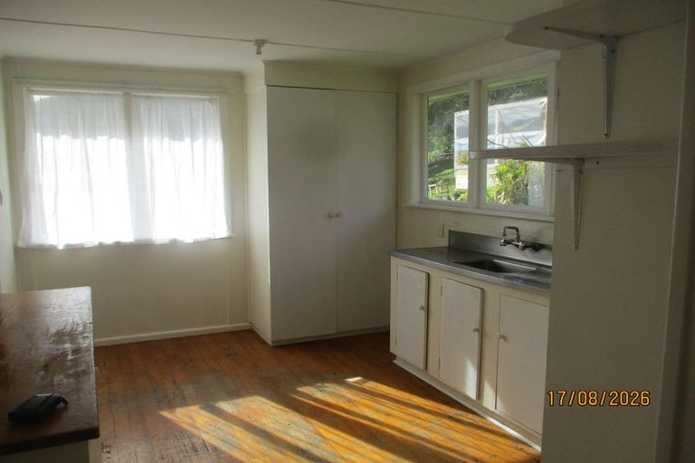 Photo of property in 147 Champion Street, Cannons Creek, Porirua, 5024