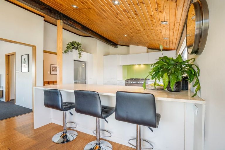 Photo of property in 49 Grand Vue Road, Kawaha Point, Rotorua, 3010