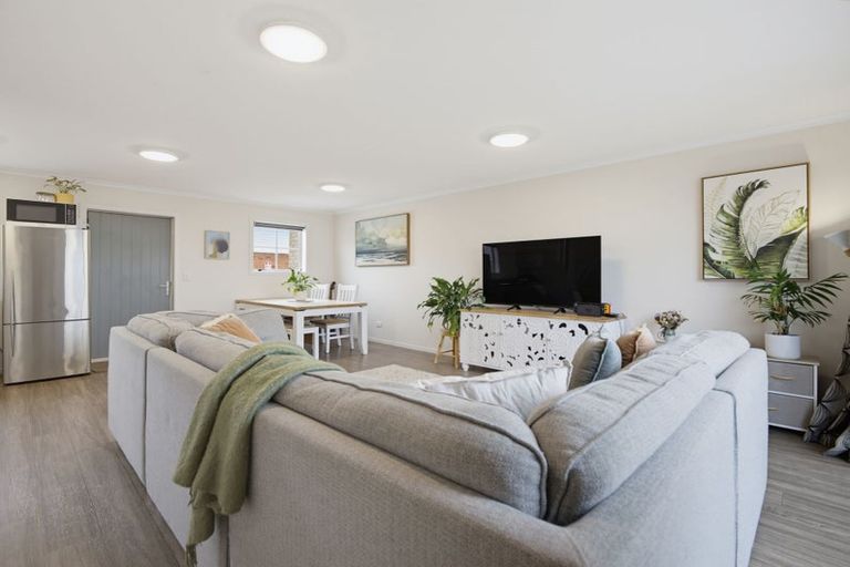 Photo of property in 27 Chiefs Court, Hamilton East, Hamilton, 3216