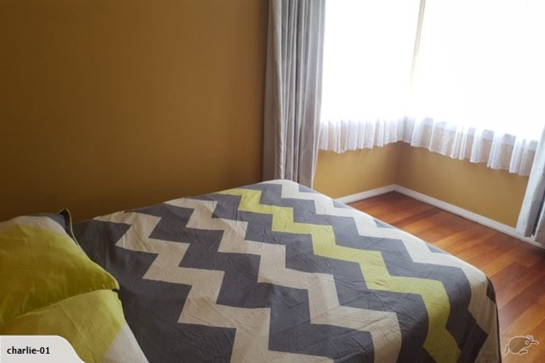 Photo of property in 15 Laird Street, Castlecliff, Whanganui, 4501