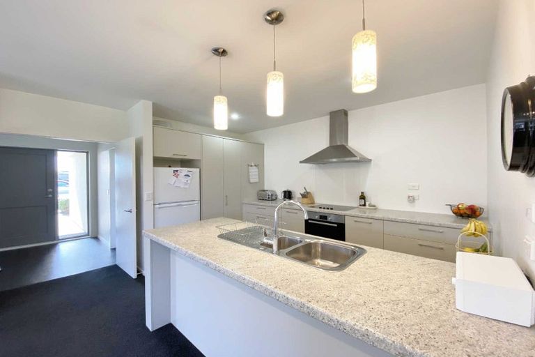 Photo of property in 11 Graycliffe Street, Halswell, Christchurch, 8025