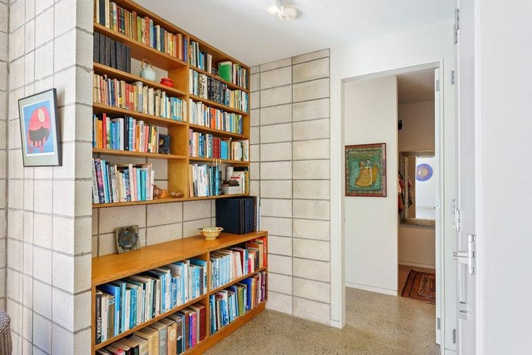 Photo of property in 86 Derham Road, Te Horo, Otaki, 5581