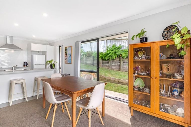 Photo of property in 30 Owens Road, Waiuku, 2123