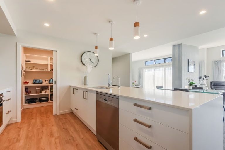 Photo of property in 14 Hill Tops Way, Stoke, Nelson, 7011