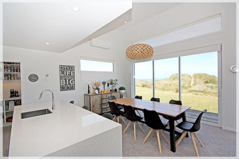 Photo of property in 6a Marine Parade South, Foxton Beach, Foxton, 4815