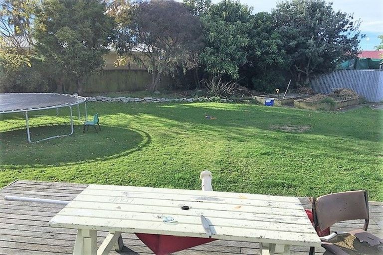 Photo of property in 26 Wordsworth Crescent, Maraenui, Napier, 4110