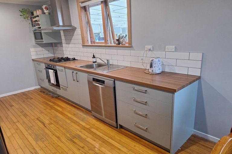 Photo of property in 29 Leicester Street, Terrace End, Palmerston North, 4410