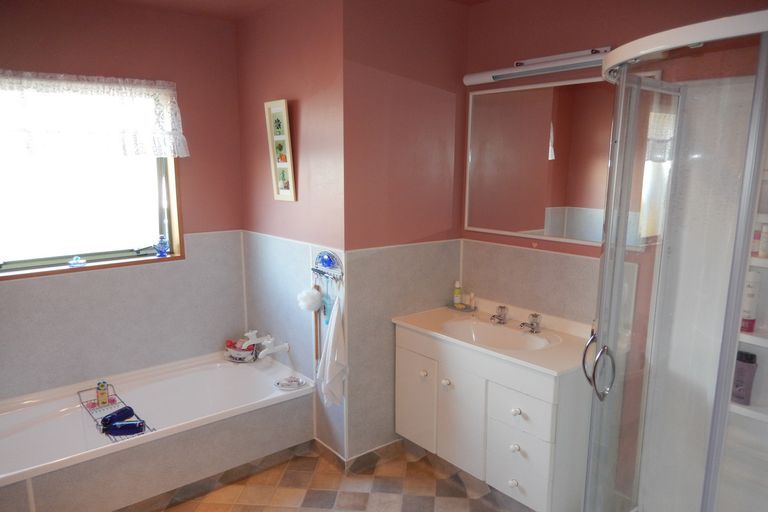 Photo of property in 1a Tweed Street, Roxburgh, 9500