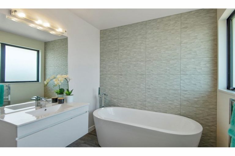 Photo of property in 6 Pentire Parade, Lincoln, 7608