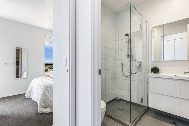 Photo of property in 204/77 Hobsonville Point Road, Hobsonville, Auckland, 0616