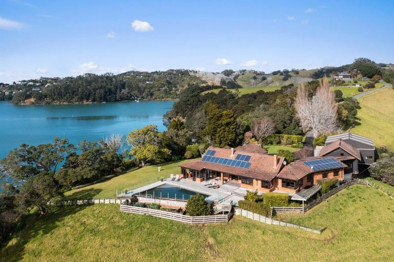 Photo of property in 453 Mahurangi West Road, Mahurangi West, Warkworth, 0983
