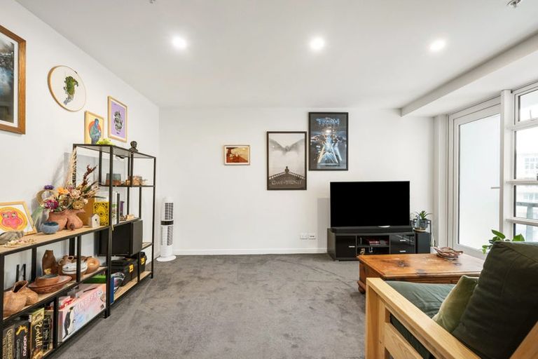 Photo of property in Pinnacle Apartments, W803/160 Victoria Street, Te Aro, Wellington, 6011