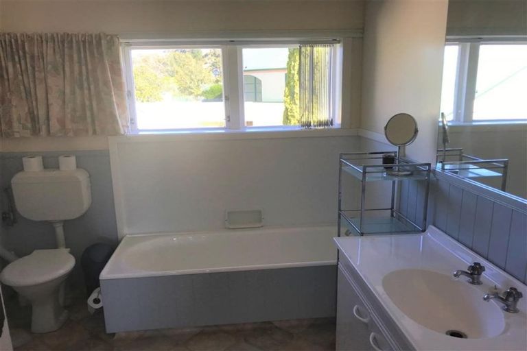Photo of property in 9 Milton Terrace, Hospital Hill, Napier, 4110