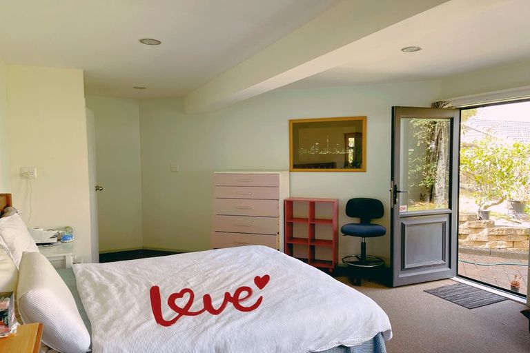 Photo of property in 5 Currey Crescent, Milford, Auckland, 0620