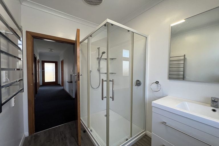 Photo of property in 67 Featherston Street, Takaro, Palmerston North, 4412