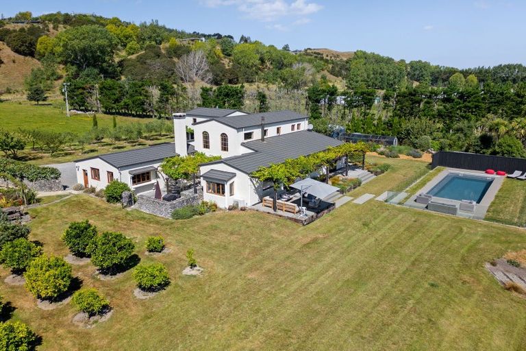 Photo of property in 147 Black Rock Road, Te Ore Ore, Masterton, 5886