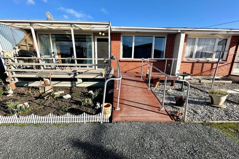 Photo of property in 61d Charlotte Street, Balclutha, 9230