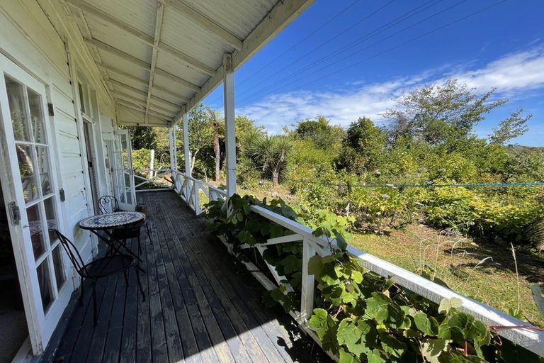 Photo of property in 4 Greenfield Street, Hector, 7822