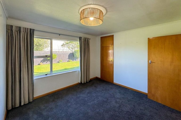 Photo of property in 10b Karlaw Place, Parklands, Christchurch, 8083