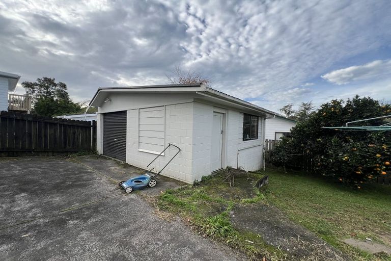 Photo of property in 30 Vandeleur Avenue, Birkdale, Auckland, 0626