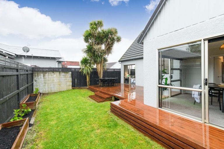 Photo of property in 76a Wood Street, Takaro, Palmerston North, 4410