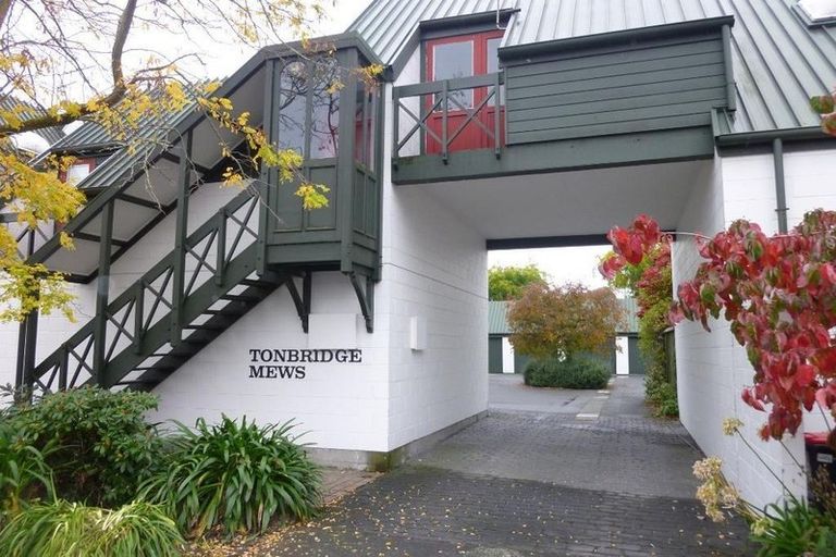 Photo of property in 2/12 Shrewsbury Street, Merivale, Christchurch, 8014